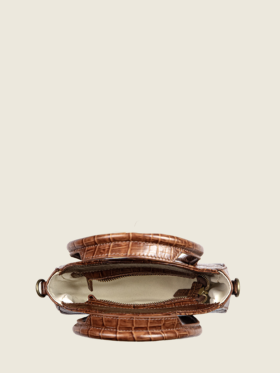 leather-handbag-for-women-brown-ambient-view-picture-aline-heritage-brown-paul-marius-w34-cr-db