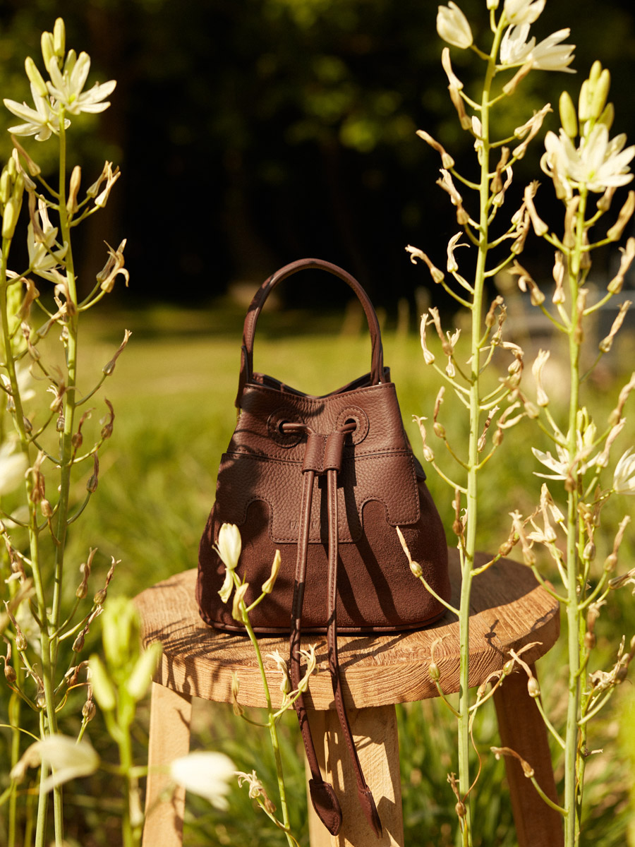 mini-bucket-bag-leather-capucine-xs-chocolate-focus-material-view-w39xs-su-db