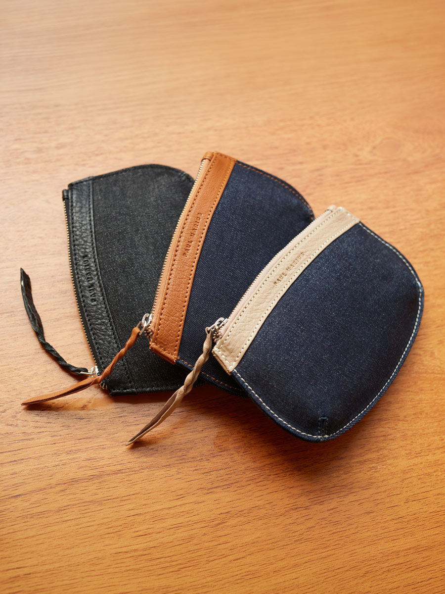 LaPochette Polly - Denim / Taupe inside view