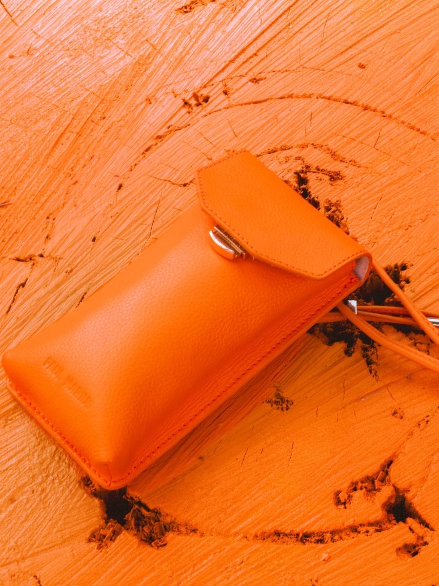 orange-leather-phone-bag-eva-sorbet-mango-paul-marius-front-view-picture-m71-sb-o