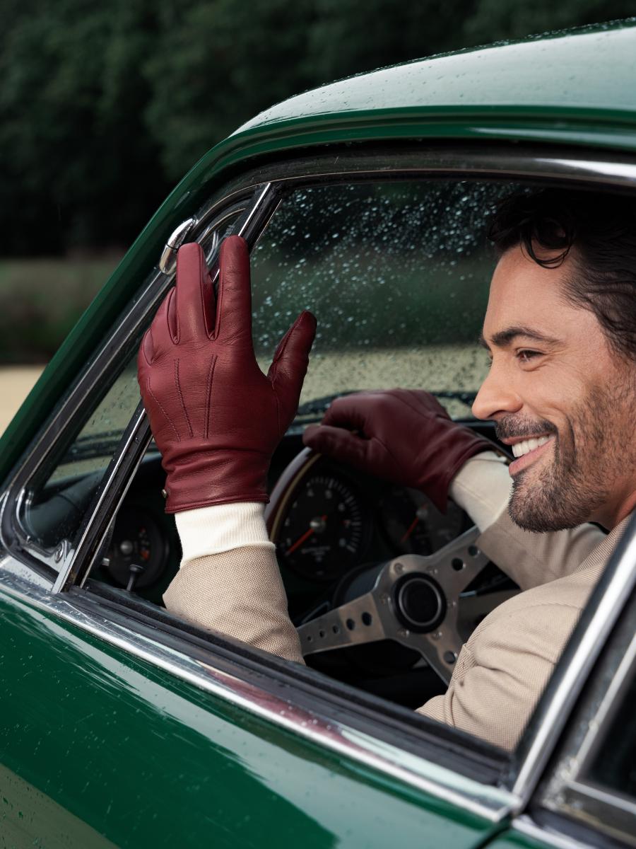 burgundy-leather-gloves-paul-marius-front-view-picture