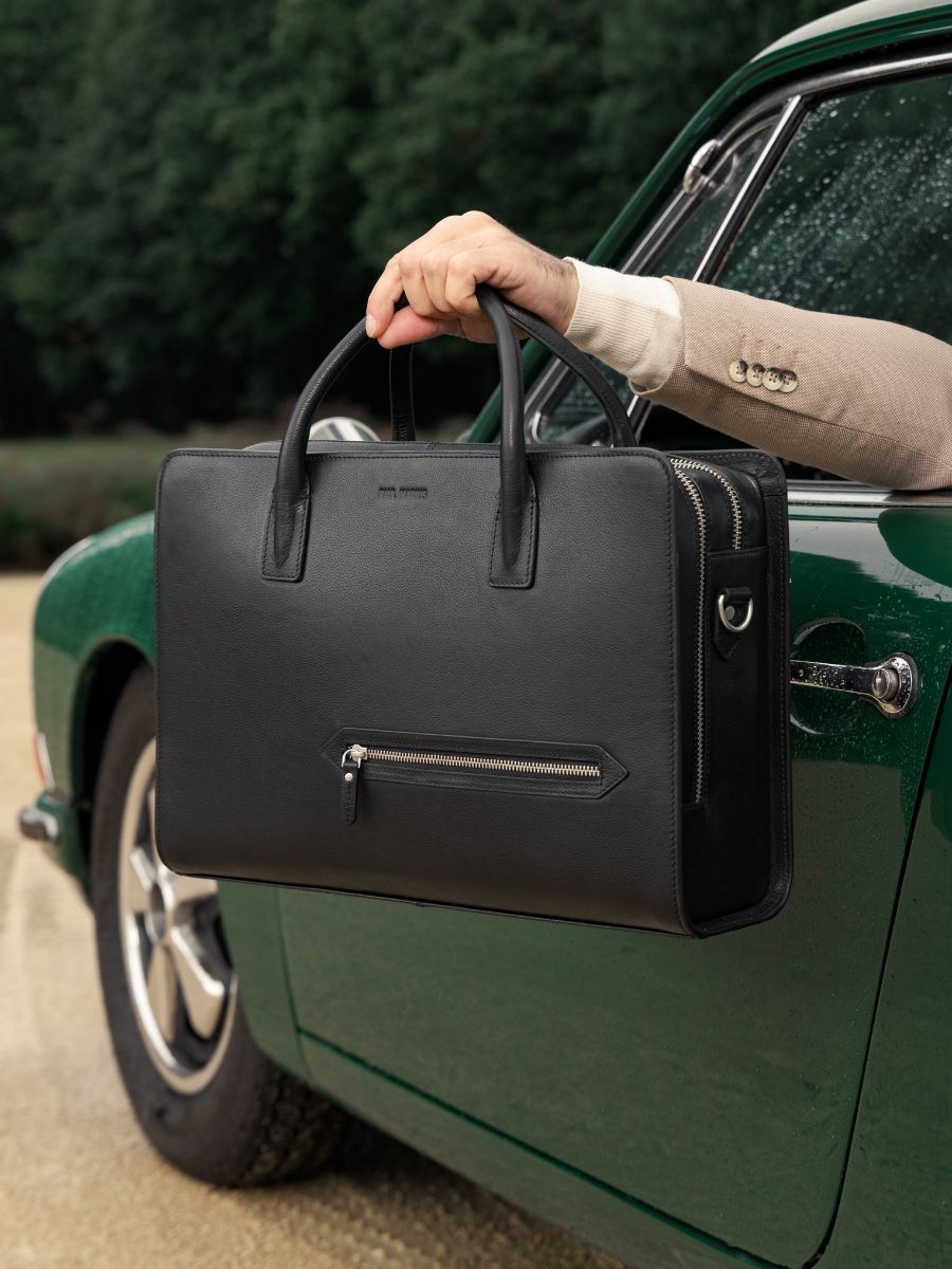 leather-document-holder-black-focus-material-view-picture-jean-black-paul-marius-b09-b