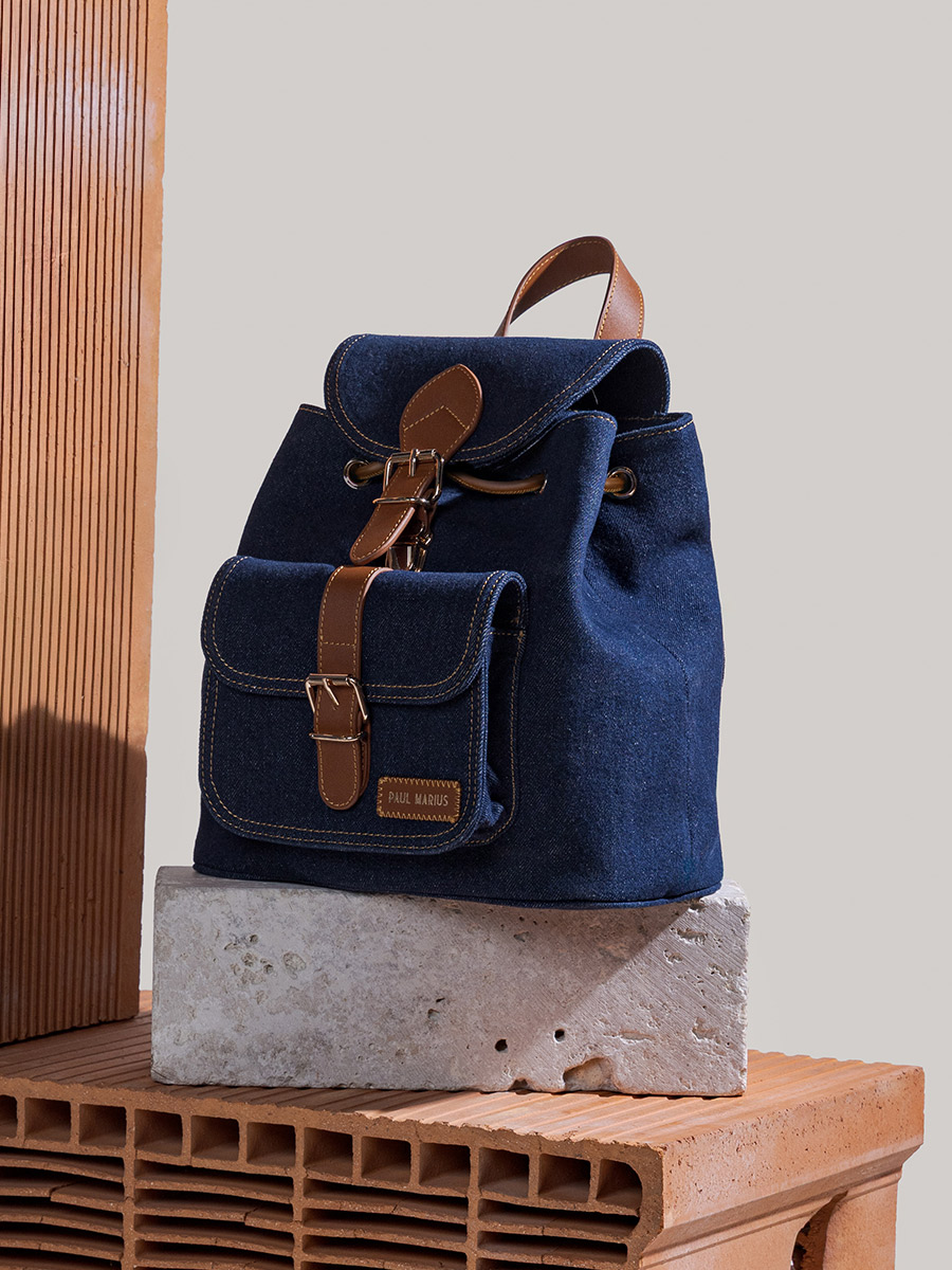 backpack-blue-jean-lebaroudeur-denim-brut-ambient-view-m40-dblu-denim