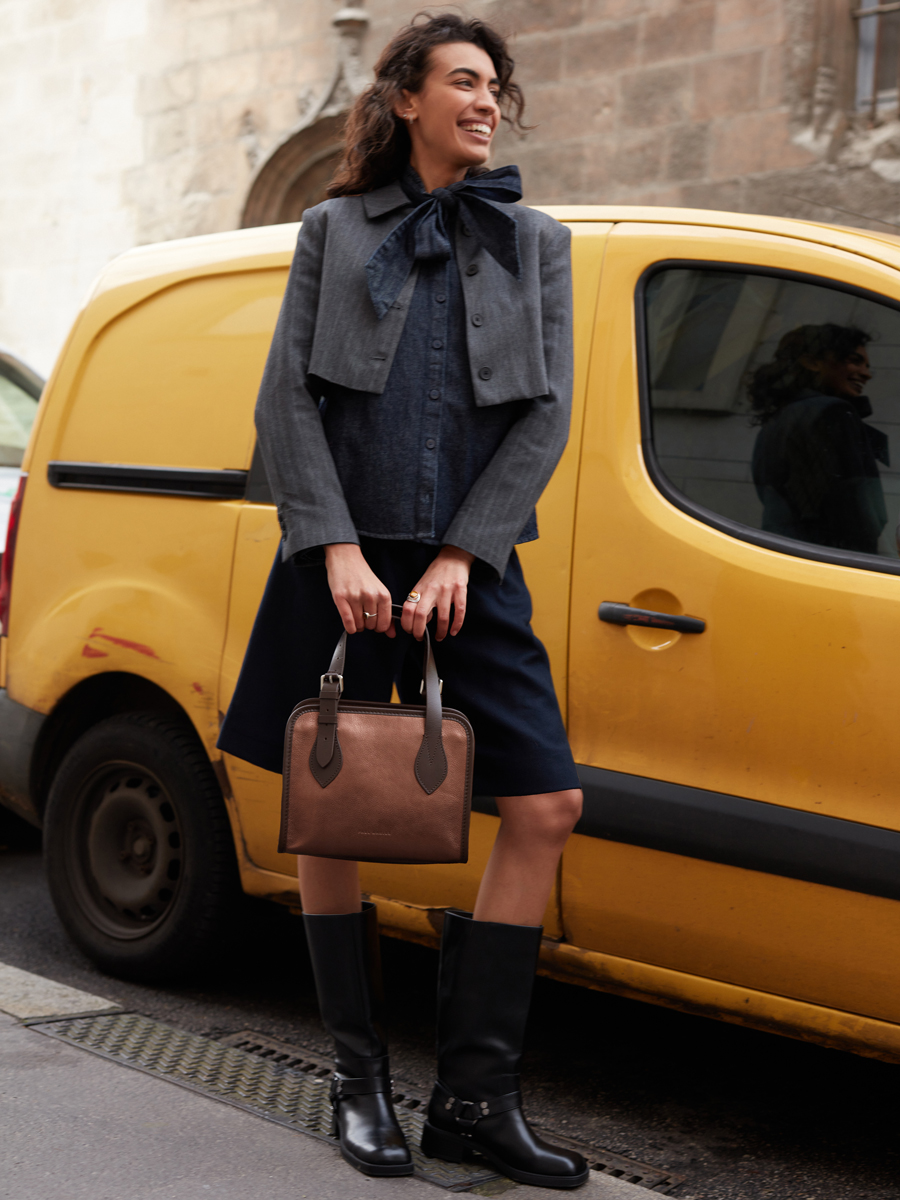 Copper-leather-handbag-lecabas-s-women-ambient-view-w81s-c