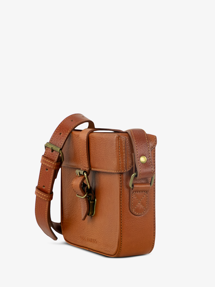 shoulder-bag-lecoquin-oiled-cognac-side-view-m405-ol
