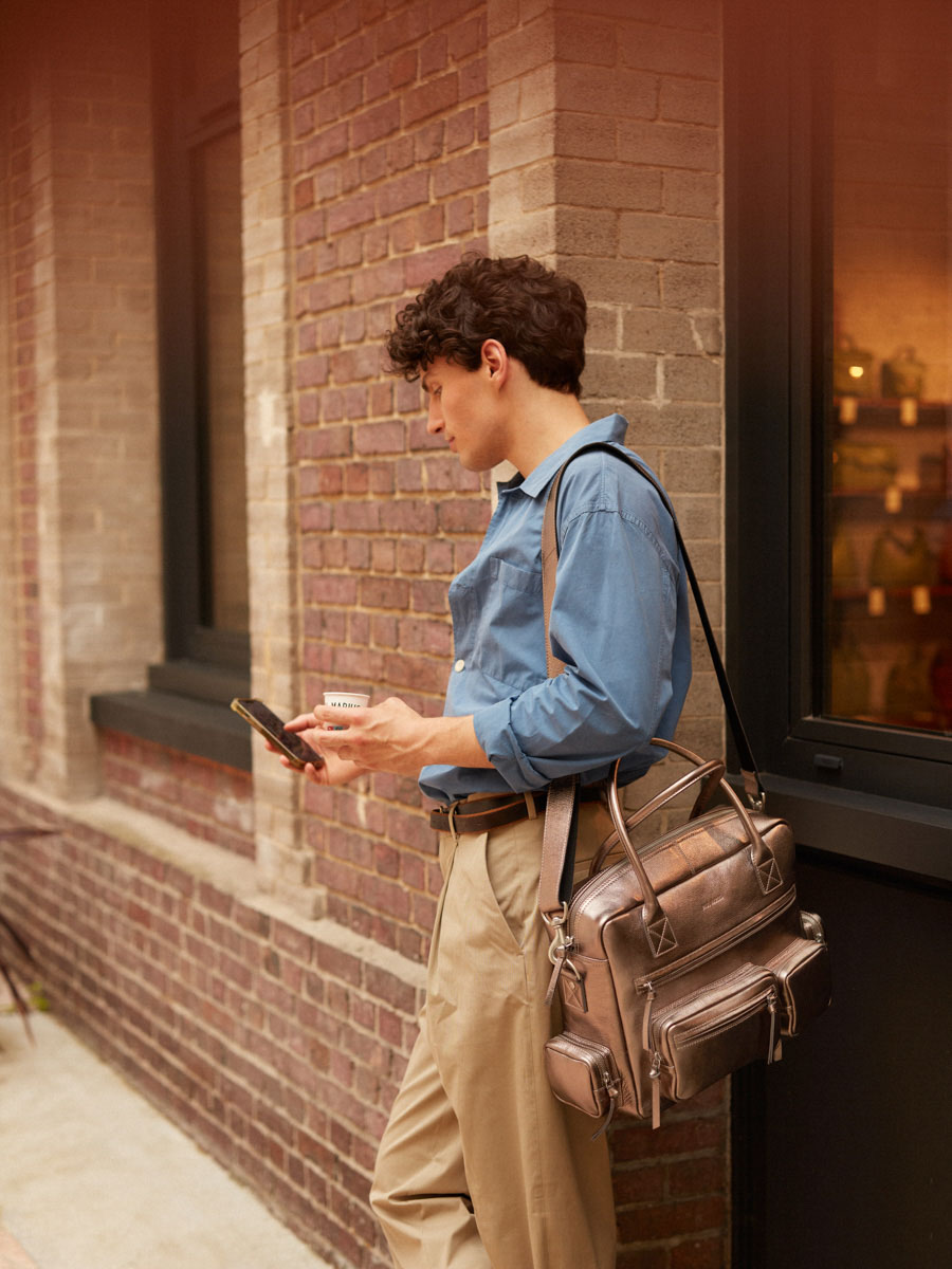 multipockets-document-holder-ledandy-90s-copper-ambient-view-w204-c