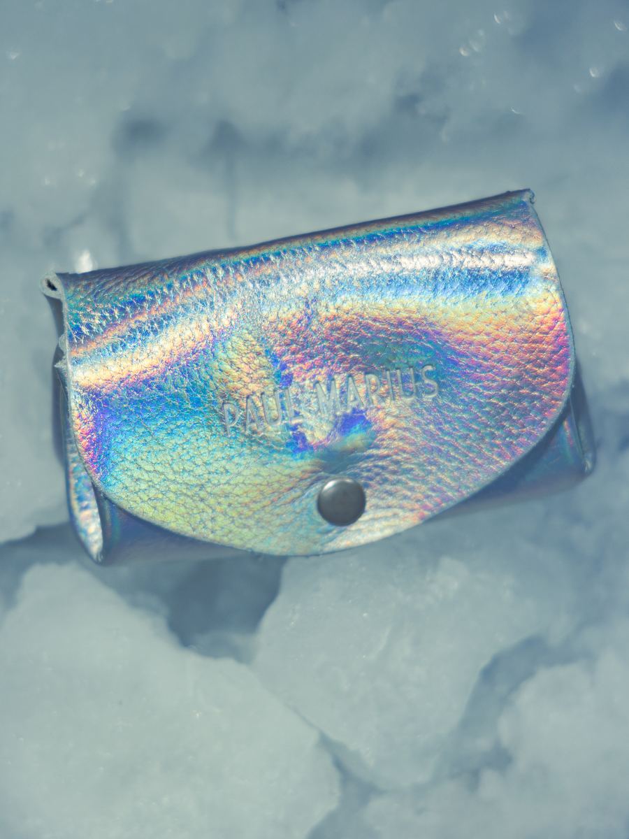 purse-legustave-givre-holographic-black-focus-material-view-clp-giv