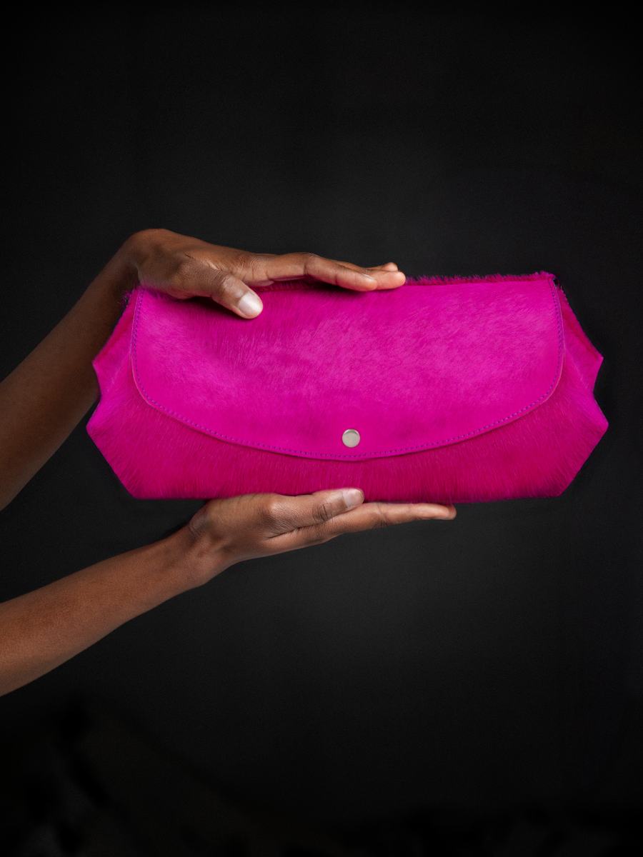 pink-leather-purse-legustave-xl-creature-acid-pink-paul-marius-campaign-front-view-clpxl-crea-s-pi