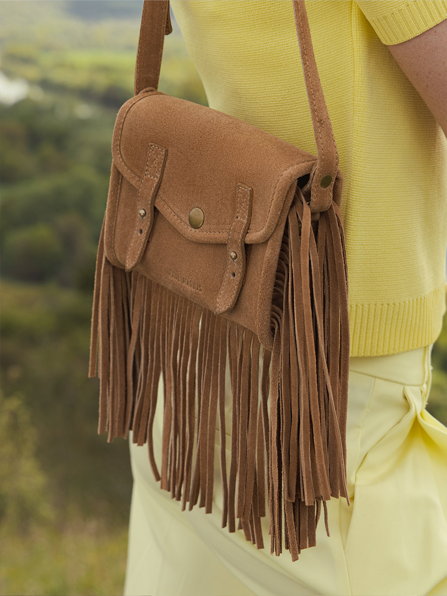 fringed-shoulder-bag-brown-lemini-indispensable-folk-havana-side-view-w08s-fol-su-l