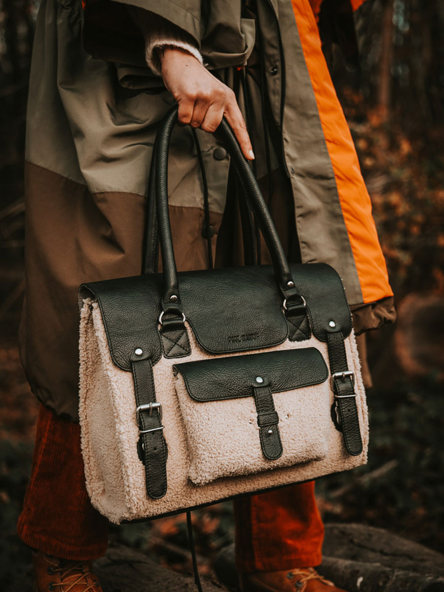 leather-shoulder-bag-for-woman-multicoloured-black-front-view-picture-lerive-gauche--m-himalaya-oily-black-paul-marius-3760125352299