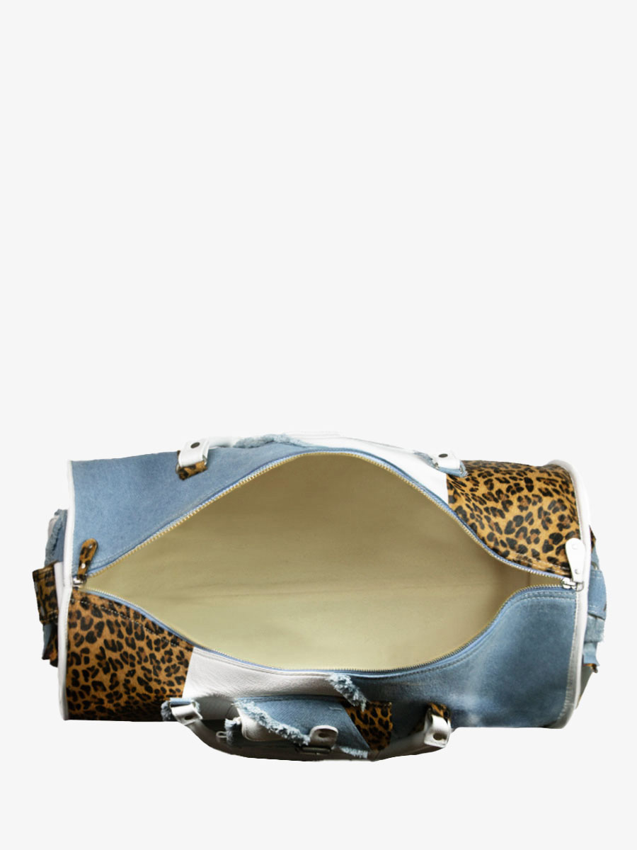 white-leopard-leather-travel-bag-levoyageur-xl-chimere-denim-white-paul-marius-ambient-view-picture-m08s60-ch-w-denim