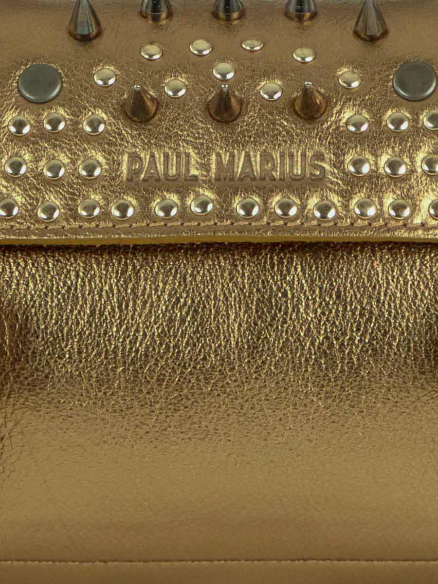 gold-leather-shoulder-bag-lartisane-edition-noire-opus-paul-marius-focus-material-view-picture-p02-bed-op4-og