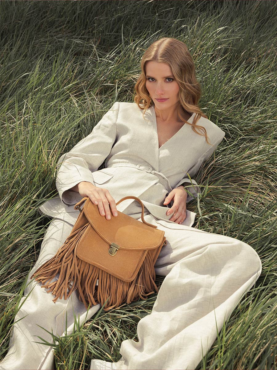 cross-body-fringed-bag-brown-mademoiselle-george-folk-havana-back-view-w05-fol-su-l