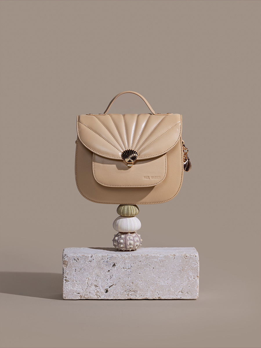 cross-body-bag-beige-leather-mademoiselle-george-coquillage-sand-ambient-view-picture-w105-n