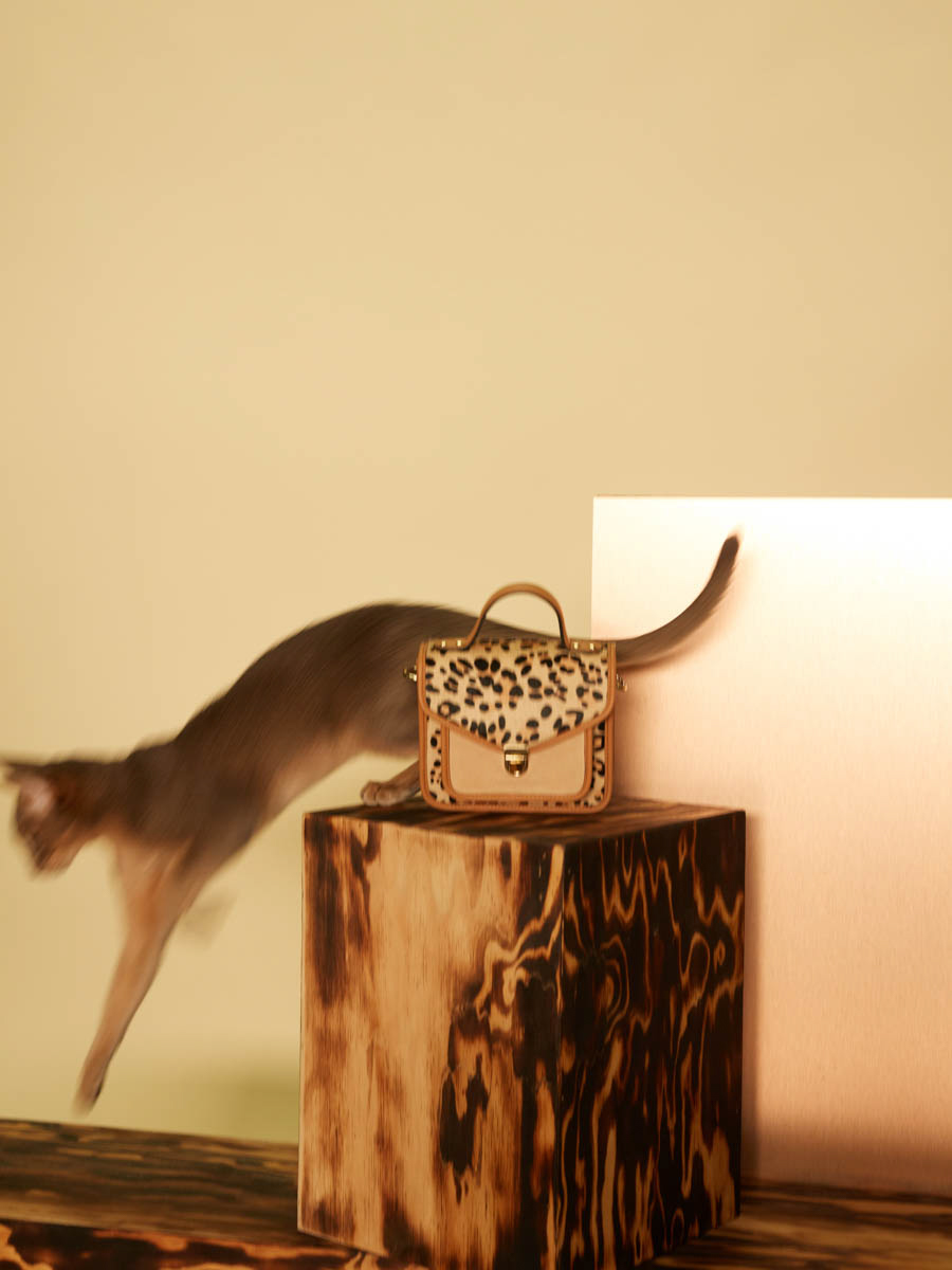 leather-handbag-mademoiselle-george-xs-leopard-beige-ambient-view-w05xs-lp-bei