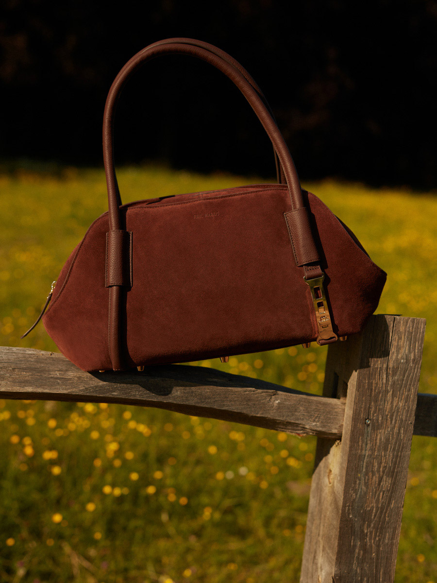 big-handbag-travel-brown-romeo-chocolate-ambient-view-w48m-su-db