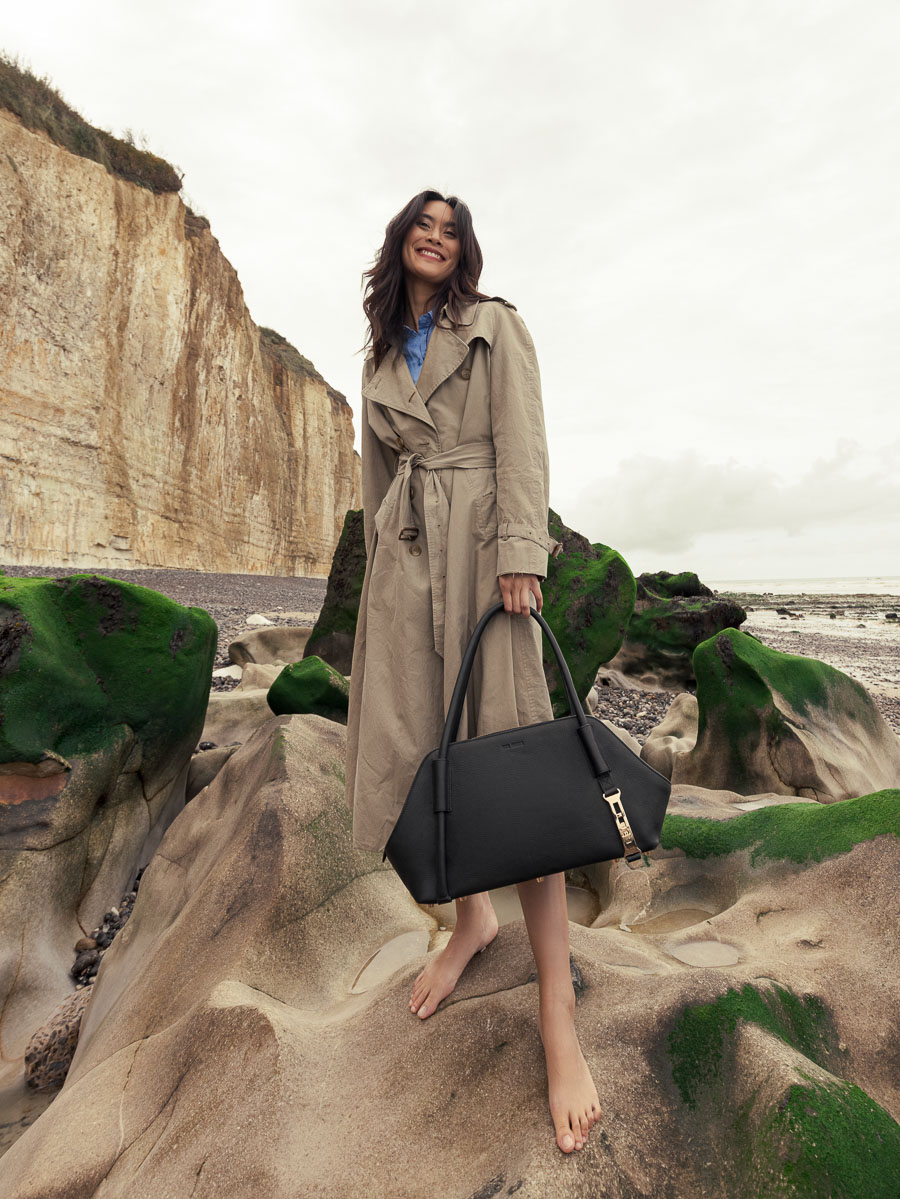 big-handbag-travel-romeo-m-soft-black-campaign-view-w48m-bm-b