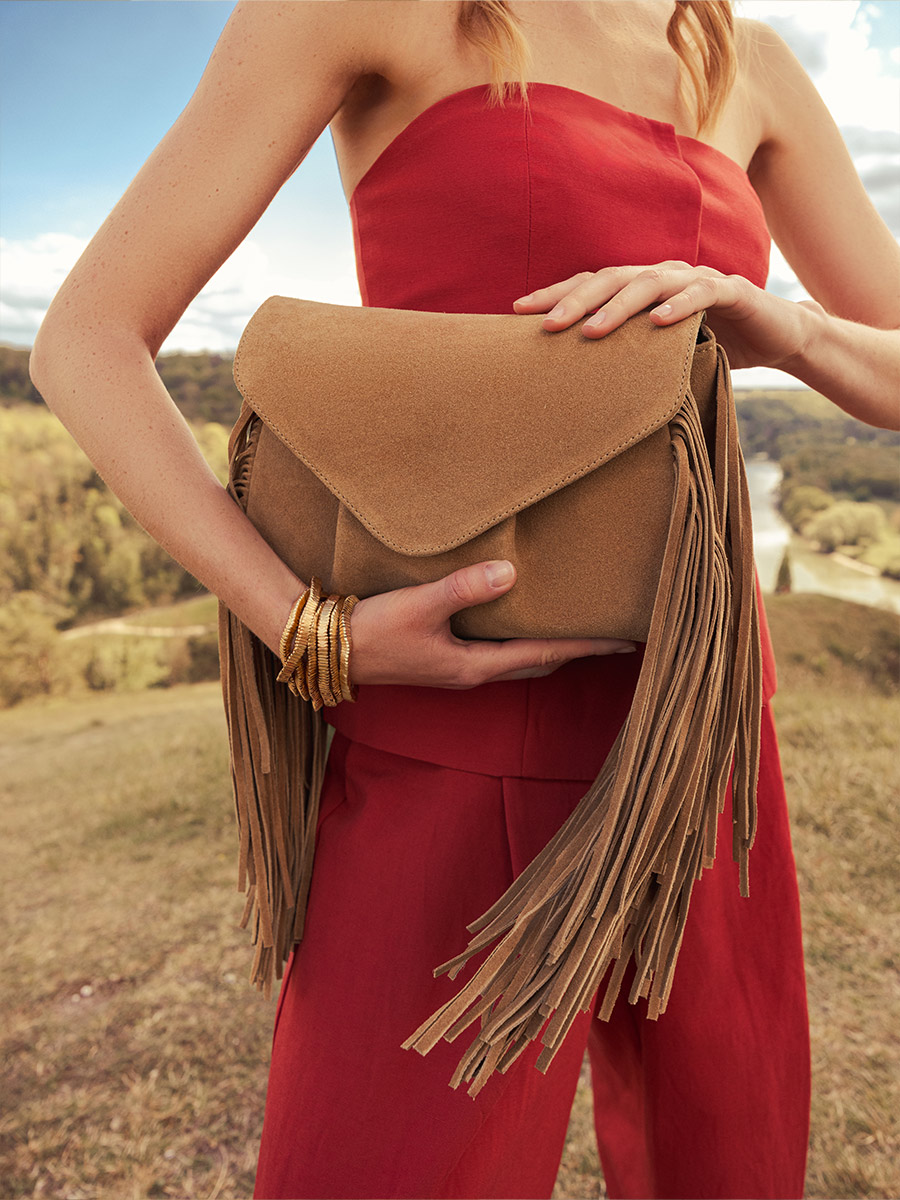 fringed-shoulder-bag-brown-suzon-m-folk-havana-side-view-w25m-fol-su-l