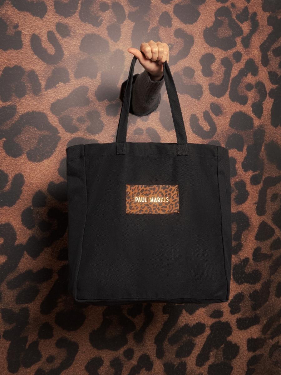 tote-bag-letote-bag-leopard-black-campaign-view-tote-lp-b