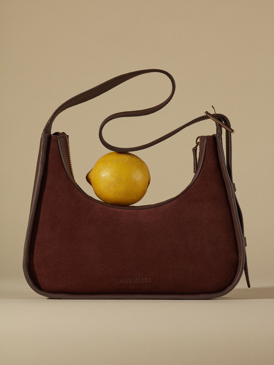 baguette-bag-brown-leather-victoire-chocolate-focus-material-view-w54-su-db