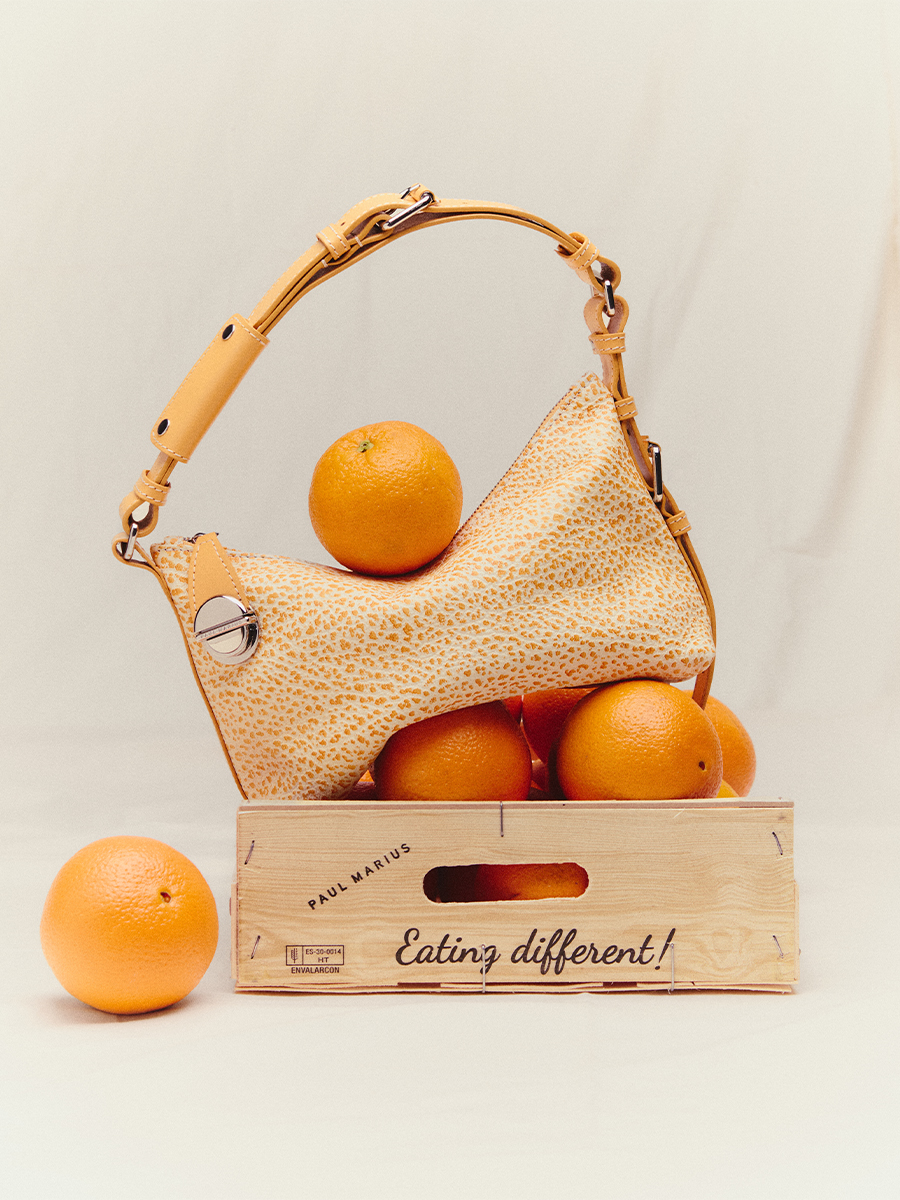Orange leather baguette bag Elliott Baguette - Orangeade side view