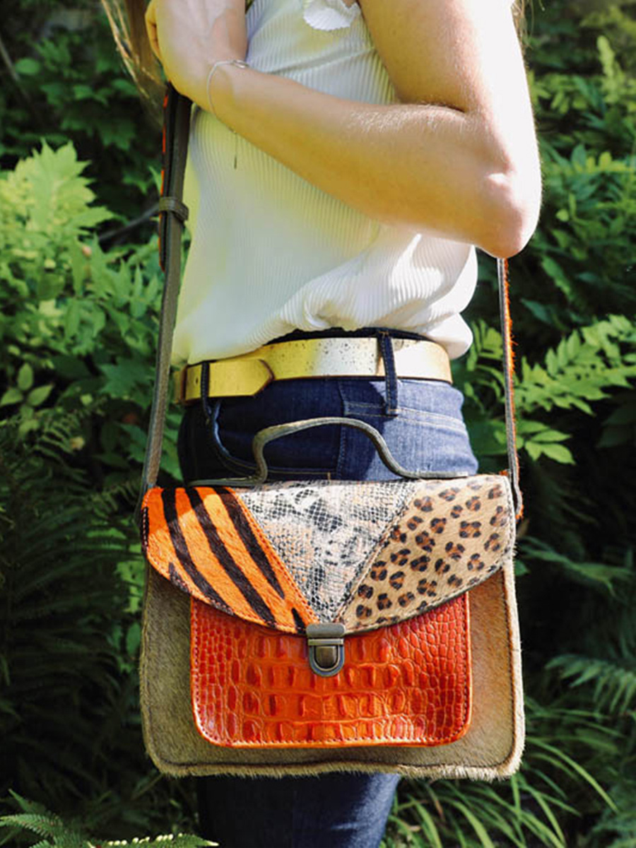 leather-hand-bag-for-woman-orange-green-side-view-picture-mademoiselle-george-chimere-orange-khaki-paul-marius-3760125337180