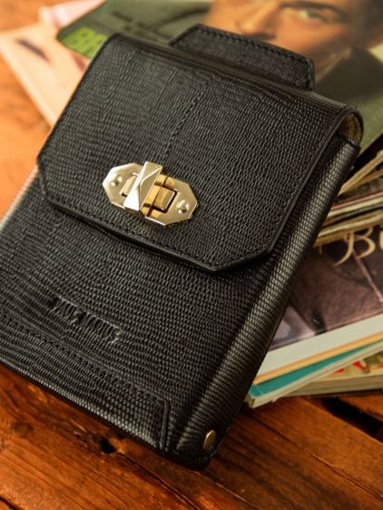 Agathe 1960 - Jet Black