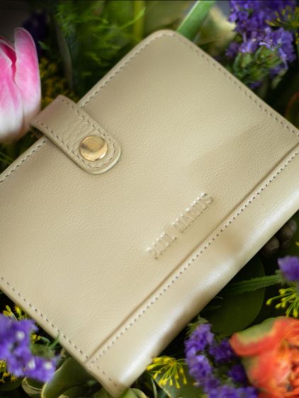 LePortefeuille Jeanne Art Deco - Almond