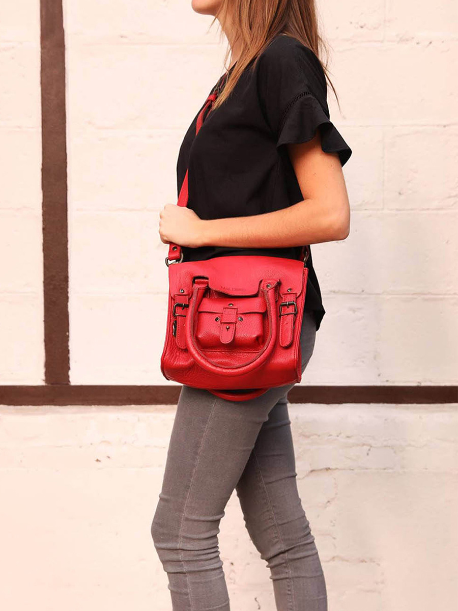 leather-shoulder-bag-for-woman-red-picture-parade-lerive-gauche--s-carmine-red-paul-marius-3760125335209