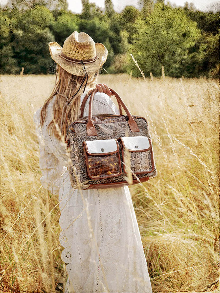 leather-document-holder-for-woman-multicoloured-picture-parade-ledandy-chimere-colorado-paul-marius-3760125341354