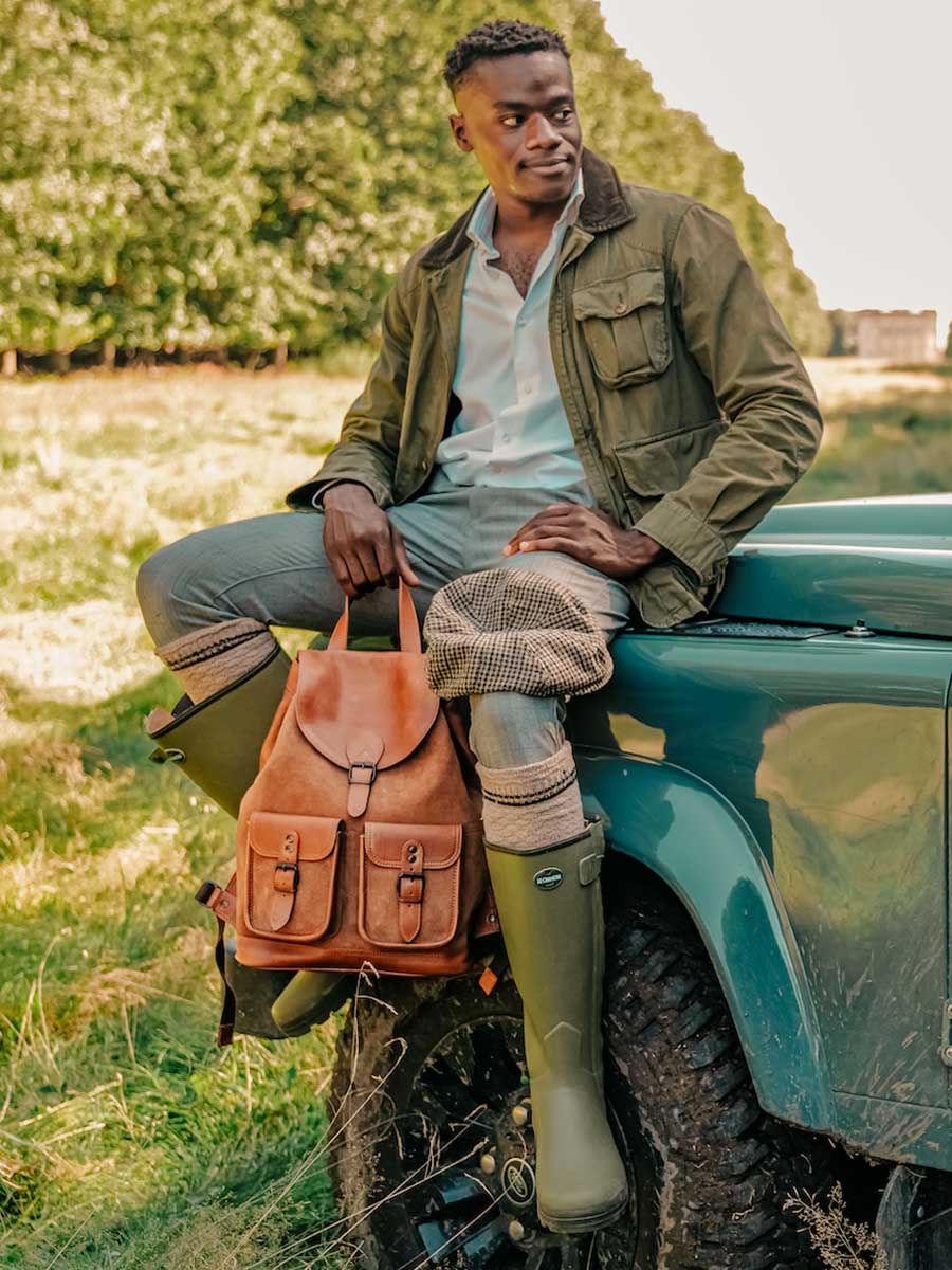 leather-back-pack-brown-front-view-picture-lechampêtre-pampa-light-brown-caramel-paul-marius-3760125348803