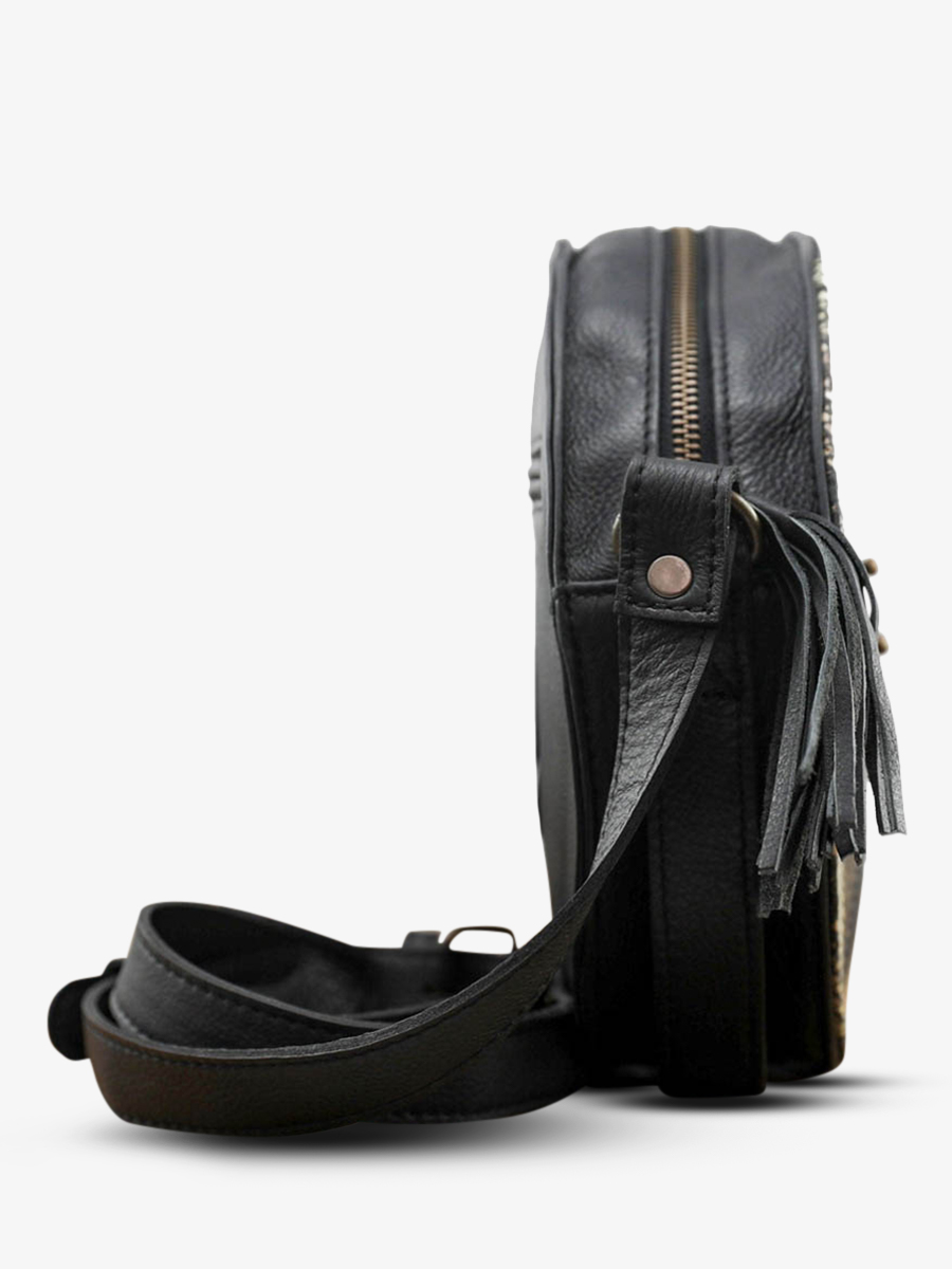 round-leather-shoulder-bag-for-woman-black-side-view-picture-monprecieux-python-black-paul-marius-3760125337937